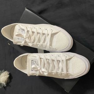 converse chuck taylor all star sugar charms